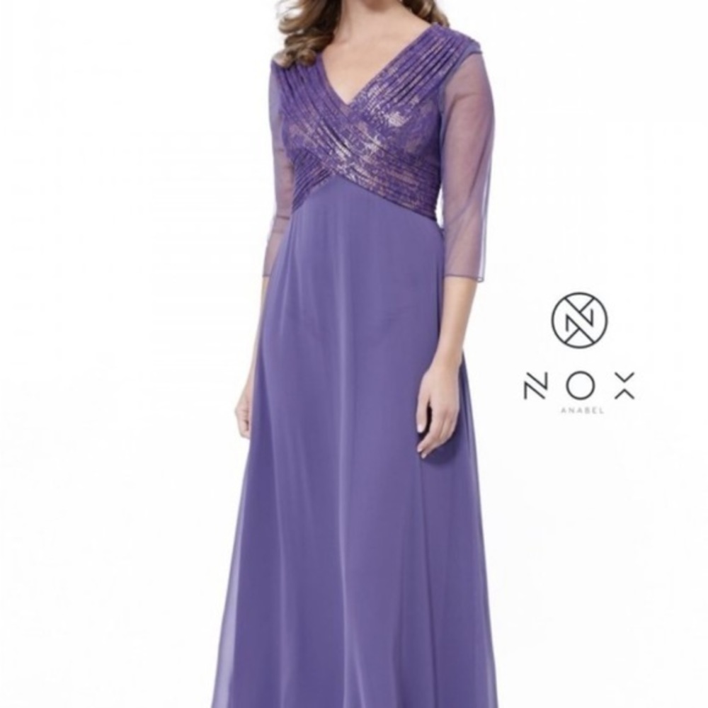 Nox Violet A-Line Dress V Neck Sheer Sleeves Empire Size Medium